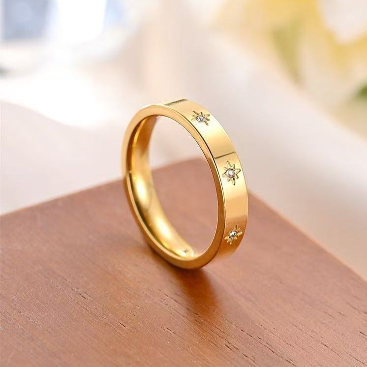 Anel com Estrela de Cinco Pontas em Aço Inoxidável