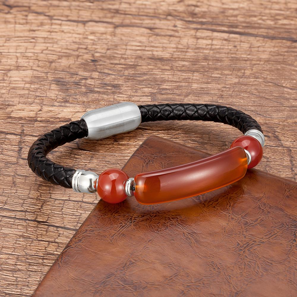 Leather bracelet with natural stone.