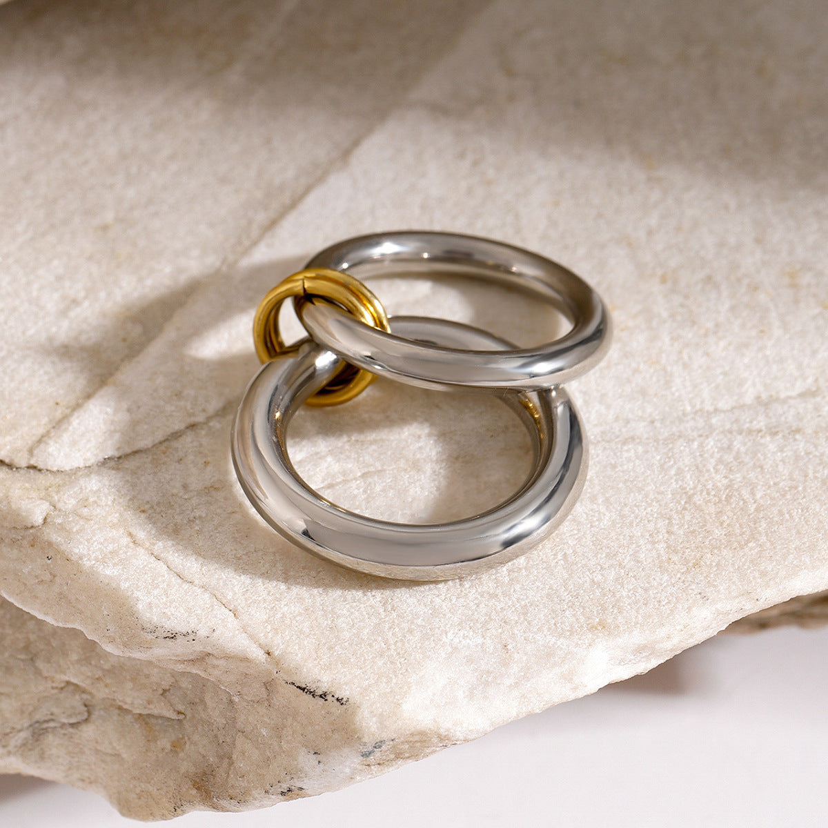 Anillo de acero inoxidable de dos piezas