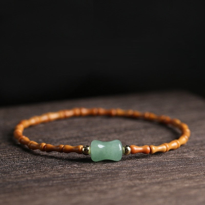 Bamboo bracelet with green jade.