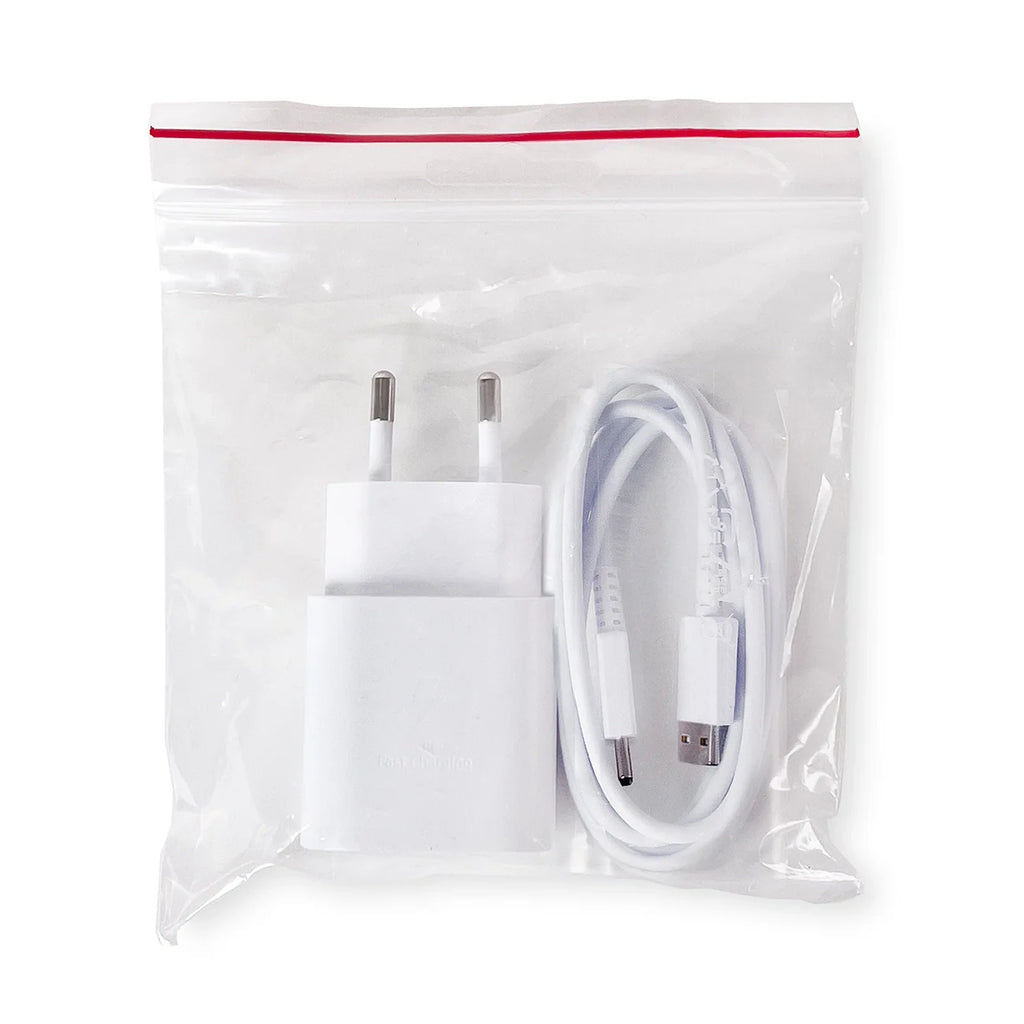 Carregador USB-A Oficial Samsung Incluí cabo USB-A para USB-C 15W EP-DR140AWE