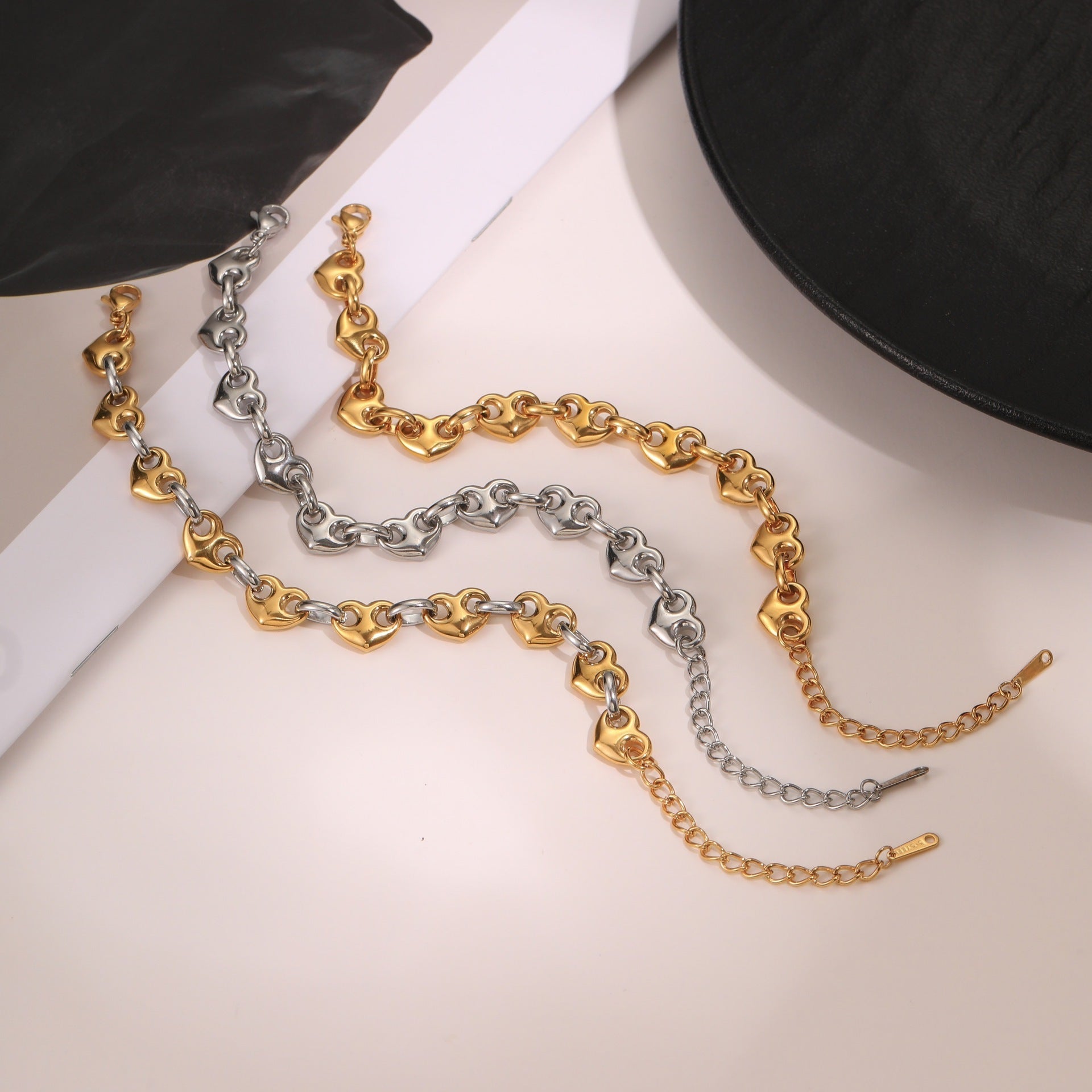 Heart Bracelet in Stainless Steel