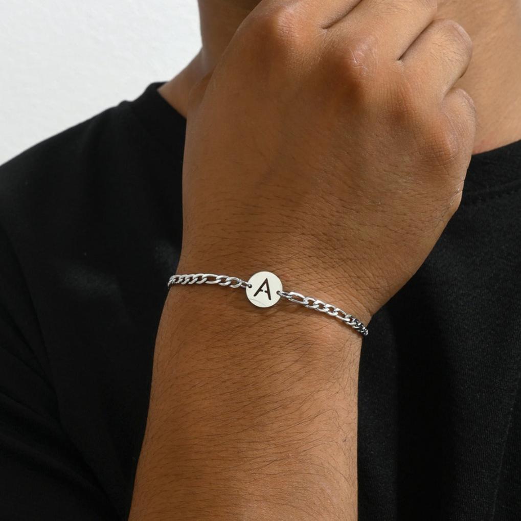 Pulsera con letras en acero inoxidable 316L