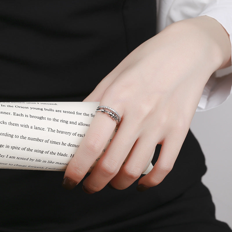 Anel Giratório com Zircónia