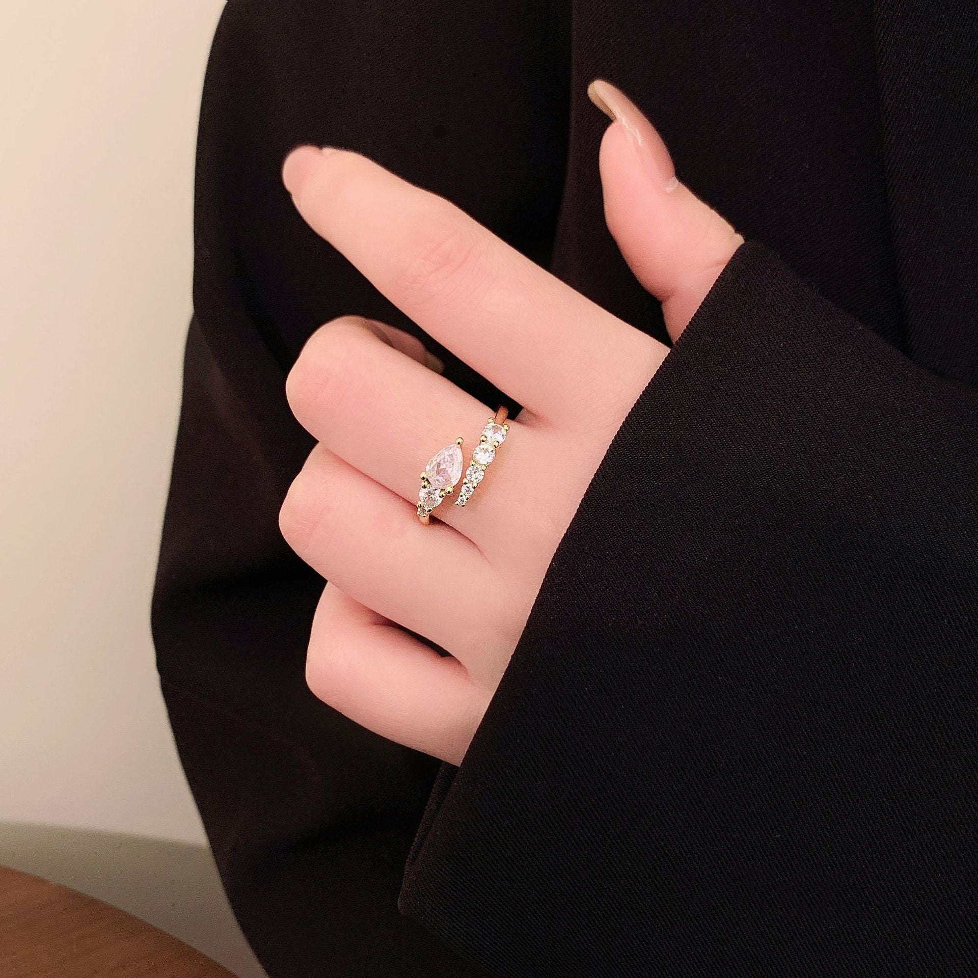 Anel Cobra com Zircónia