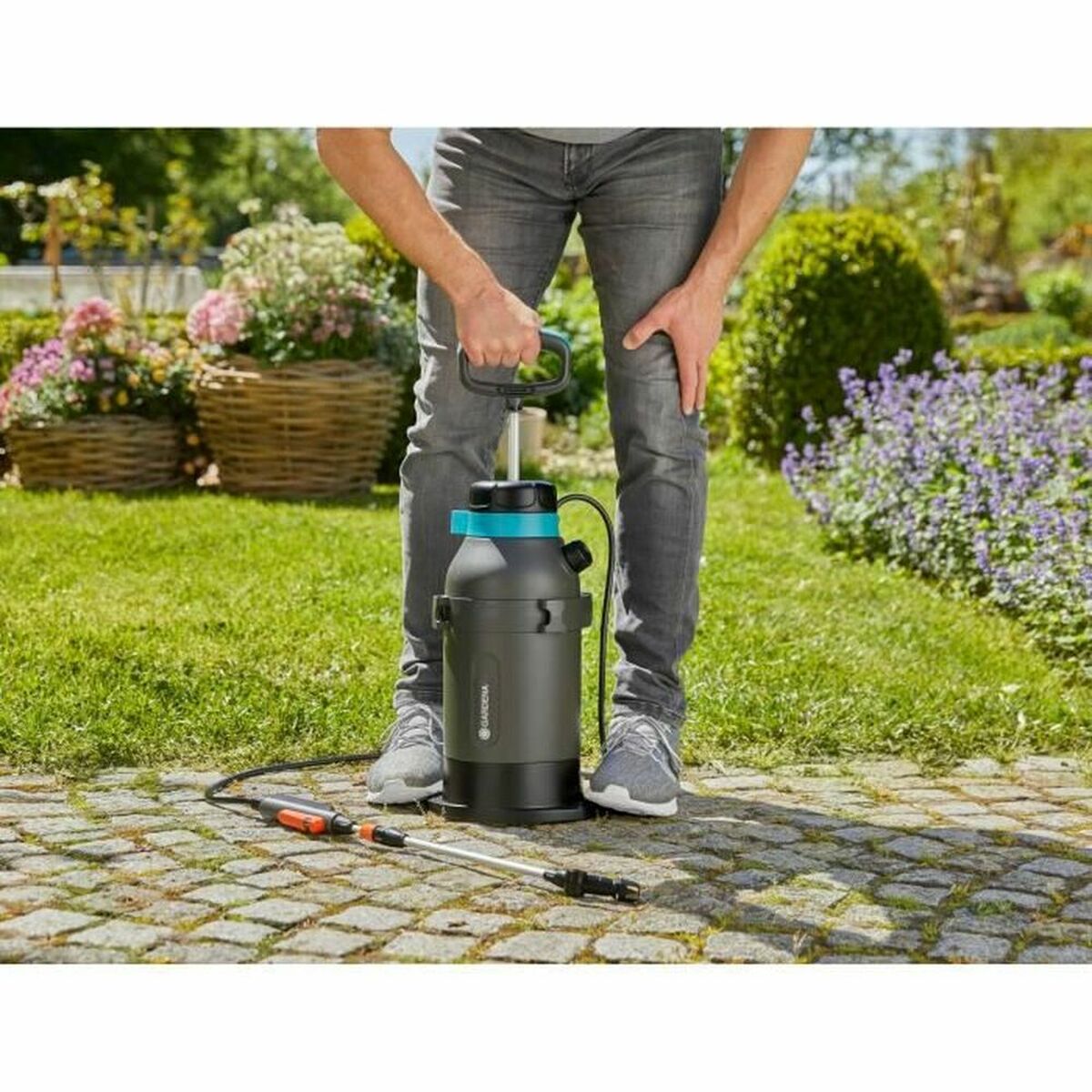 Pulverizador a presión Gardena EasyPump de 5 l para el jardín