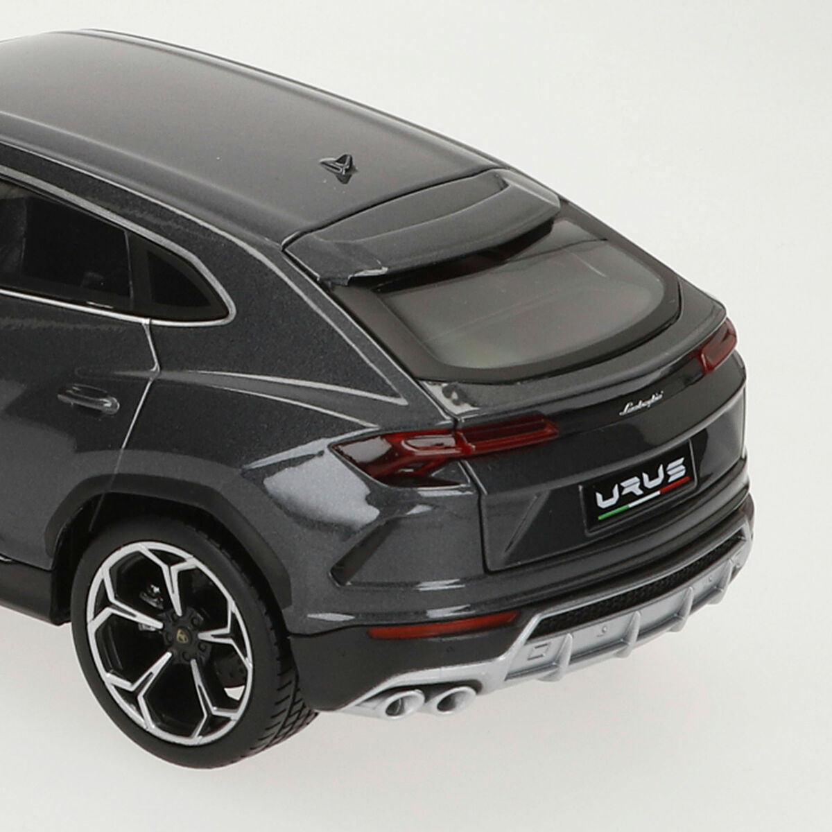 Bburago GT-Lamborghini Urus 1:18 car