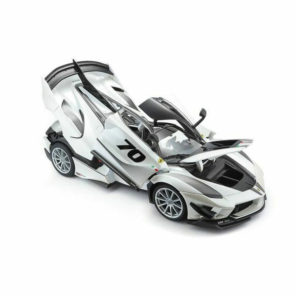 Bburago Ferrari FXX K-EVO #70 PE 1:18