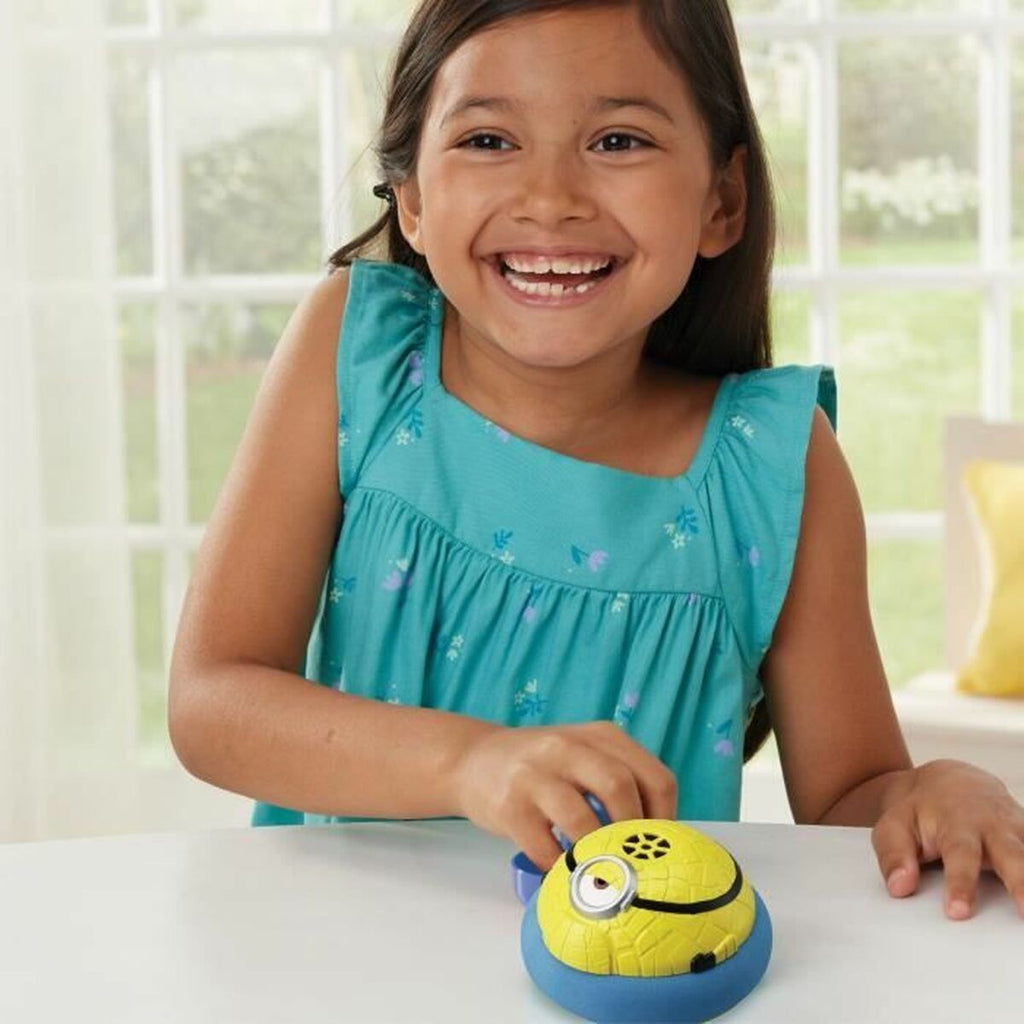 EPOCH D'ENFANCE Minions Hover Strike Battle Board Game