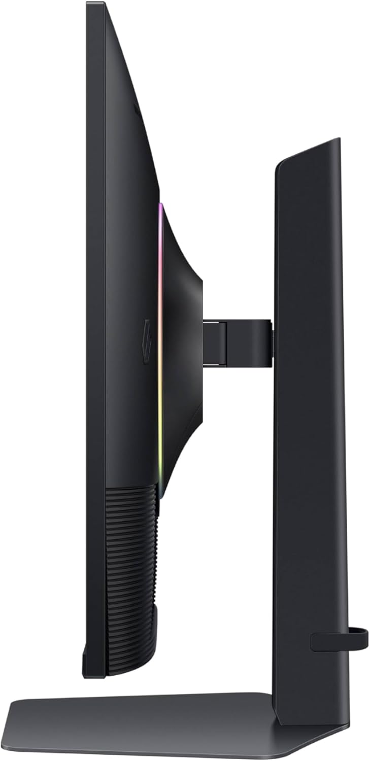 Samsung 32” Odyssey G7 (G70D) 4K UHD IPS 144Hz 1ms(GtG) Smart Gaming Monitor, G-Sync Compatible, AMD Freesync Premium, Vivid Colors, Adjustable Stand, Black Equalizer, LS32DG702ENXZA