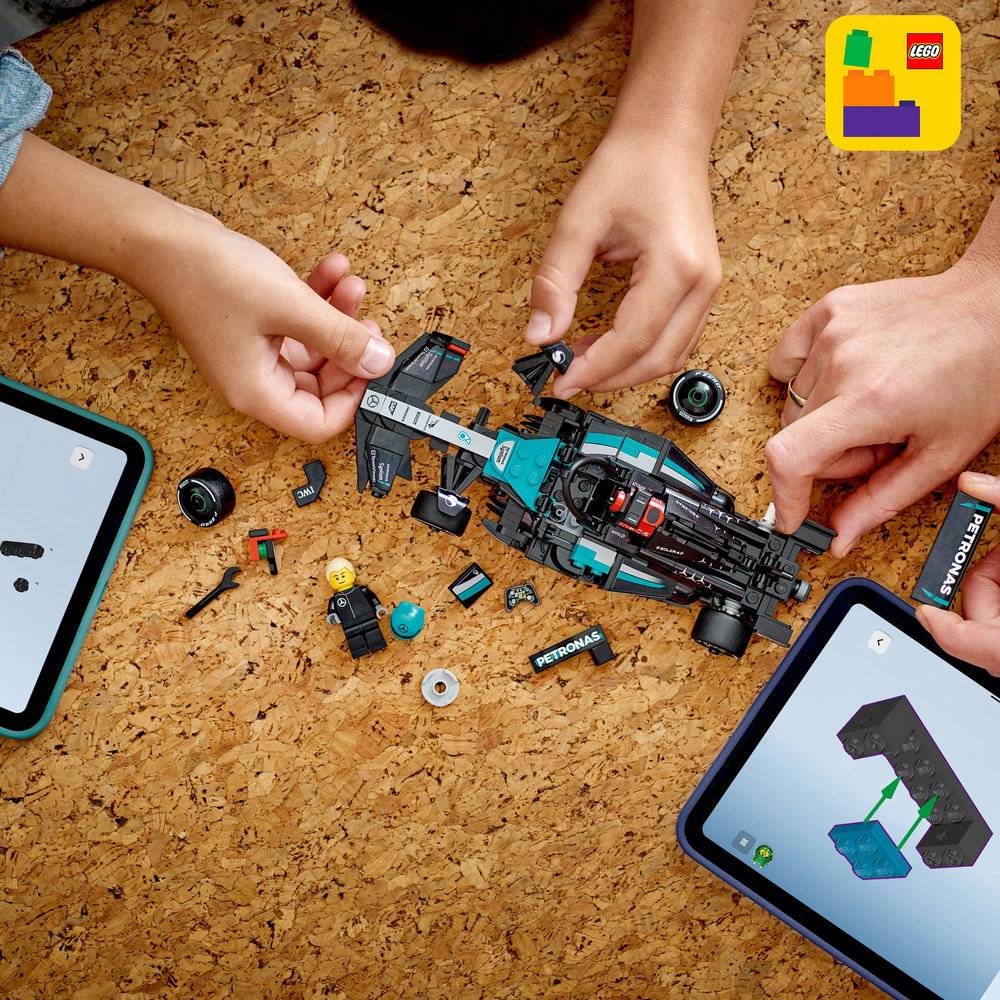 LEGO Speed ​​​​Champions: Mercedes-AMG F1® W15 | A partir de 10 años | 267 piezas | Artículo 77244