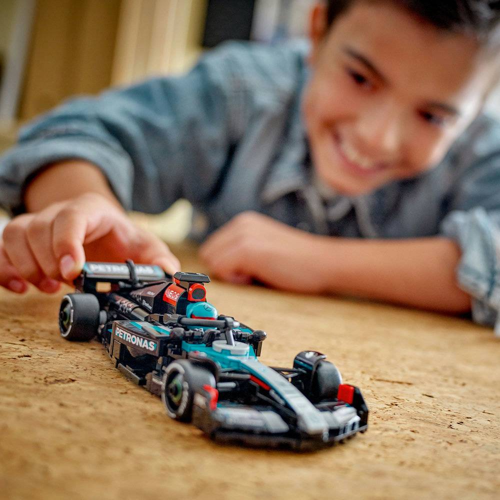 LEGO Speed ​​​​Champions: Mercedes-AMG F1® W15 | A partir de 10 años | 267 piezas | Artículo 77244