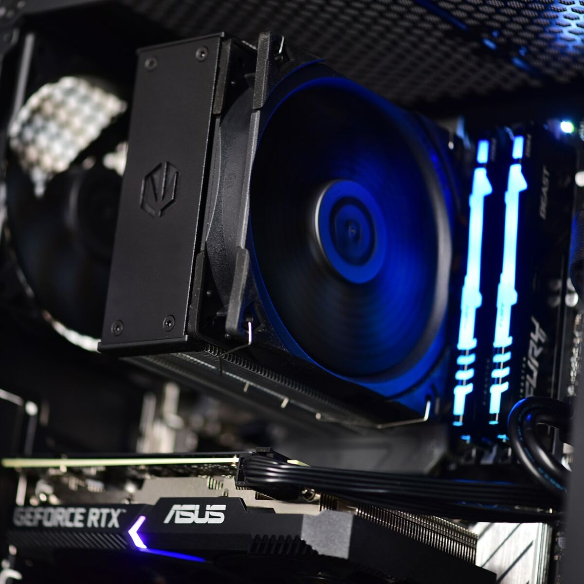 Actina Desktop PC KOMAAAGIP1450 AMD Ryzen 5 5500U AMD RYZEN 5 5500 16 GB RAM 1 TB SSD Nvidia Geforce RTX 4060