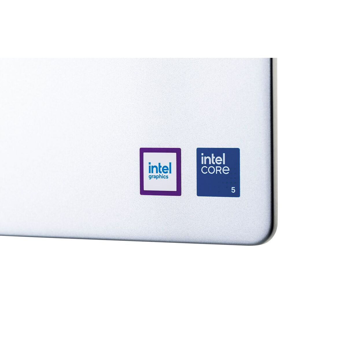 Laptop Dell 5640-8101_32 16" Intel Core 5 120U 32 GB RAM 1 TB SSD