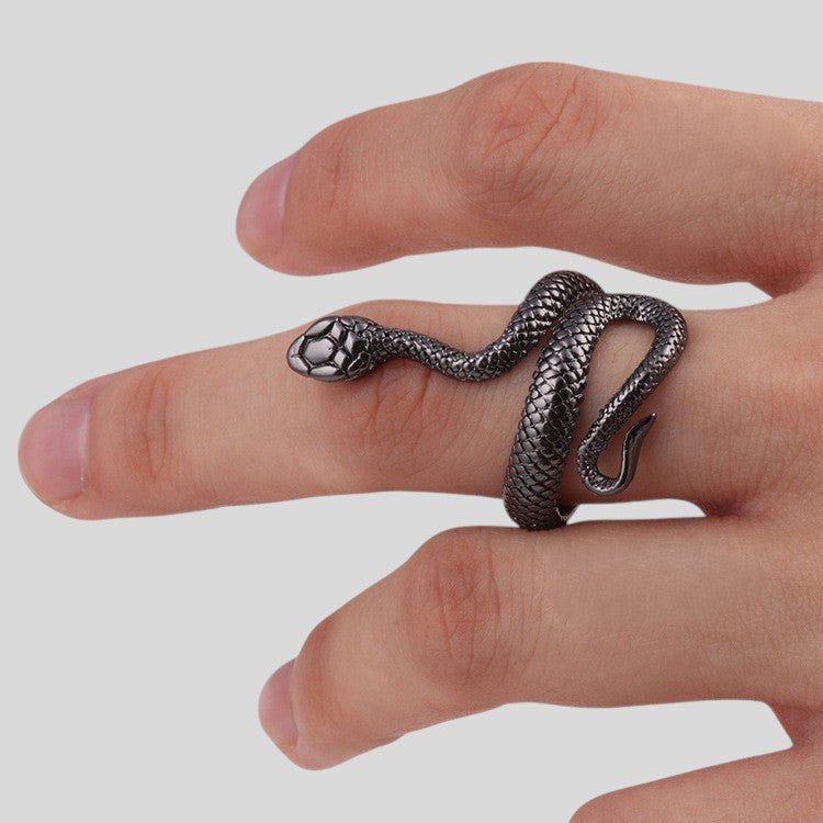 Snake Punk Ring