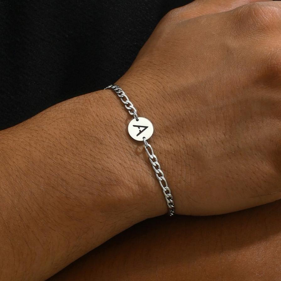 Pulsera con letras en acero inoxidable 316L
