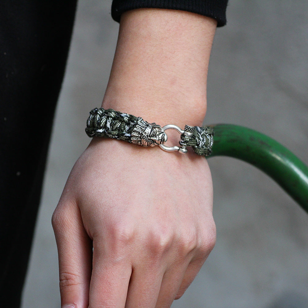 Paracord Survival Bracelet