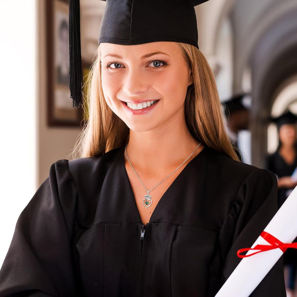 Iefil 2025 Graduation Gifts for Her - Graduation Necklace 2025, 2025 Ideal Gifts for Women Daughter Girlfriend Sisters Her