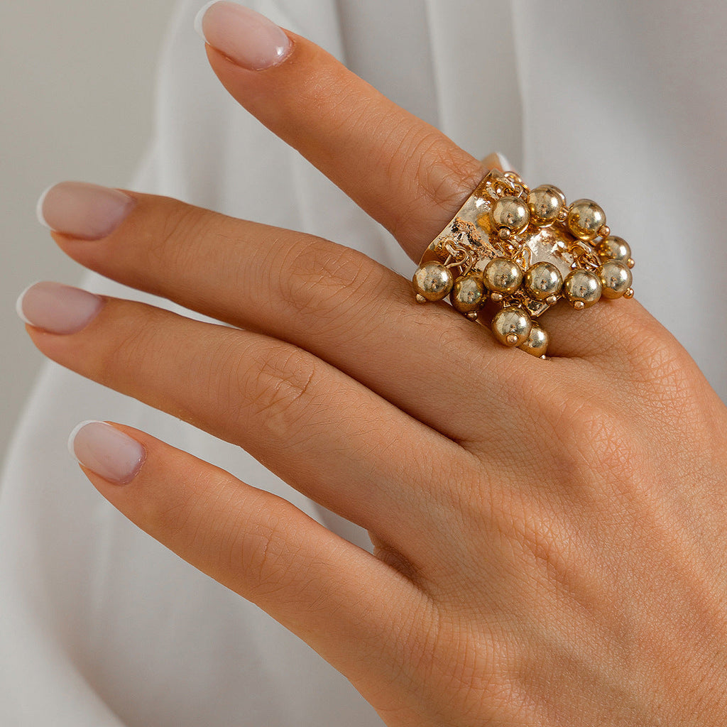 Anillo de borla con piedra natural