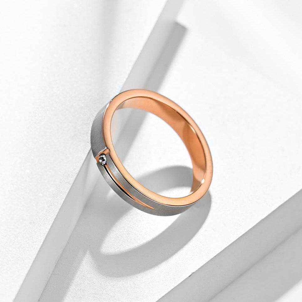 Anillo minimalista en acero de titanio