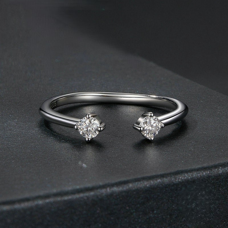 Anel Simples com Moissanite