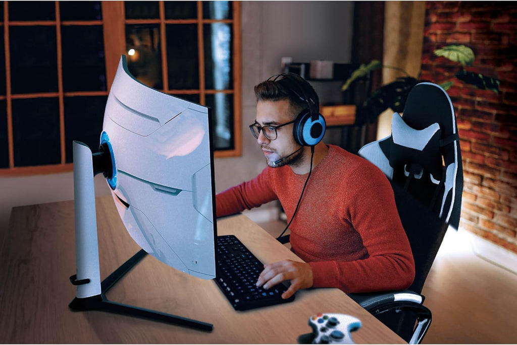 Samsung 32" Odyssey Neo G8 (G85NB) 4K UHD 240Hz 1ms G-Sync 1000R Curved Gaming Monitor, Quantum HDR2000, AMD FreeSync Premium Pro, Matte Display, DisplayPort, Black & White, LS32BG852NNXGO