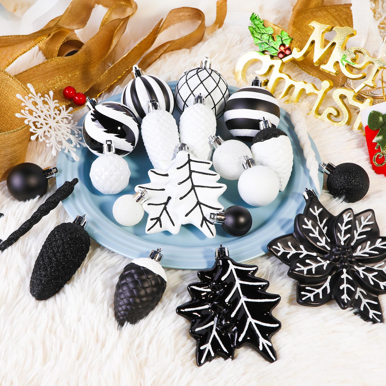 SHareconn 2025 New Set of 106 Christmas Ornaments, Shatterproof Plastic Decorative Ornaments for Christmas Tree Decoration, Ruby Red and Gold