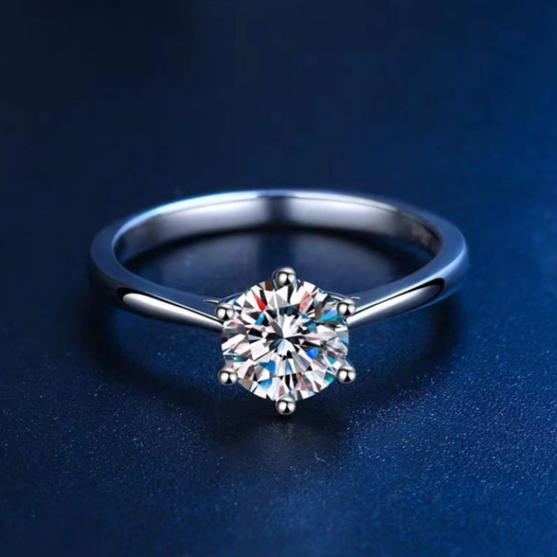 Anel Minimalista com Moissanite