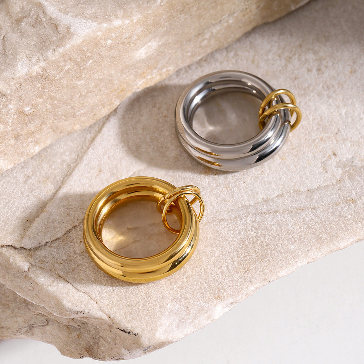 Anillo de acero inoxidable de dos piezas