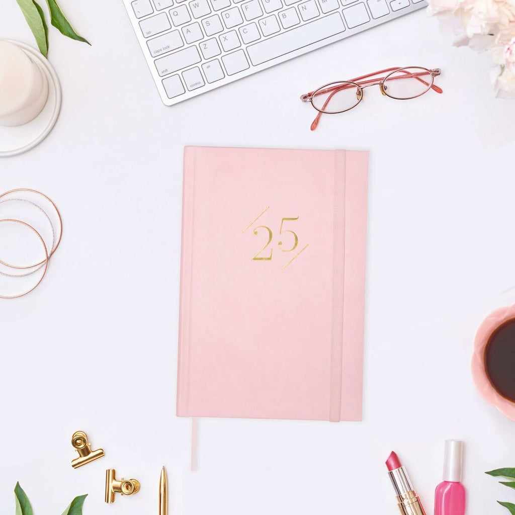 Finocam DYNAMIC LONDON Y10 Agenda Pink A5 14 x 20.4 cm 2025