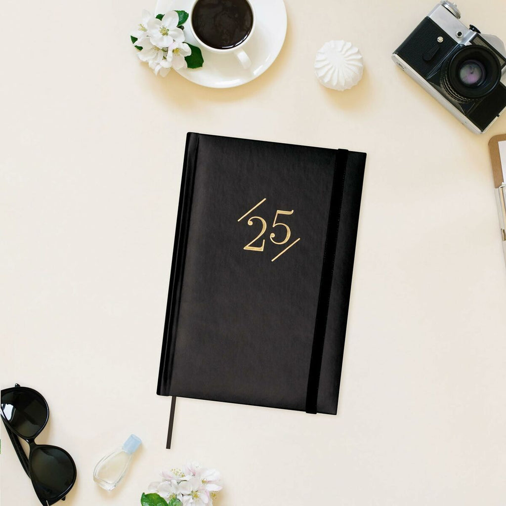 Agenda Finocam DYNAMIC LONDON Y10 Preto A5 14 x 20,4 cm 2025