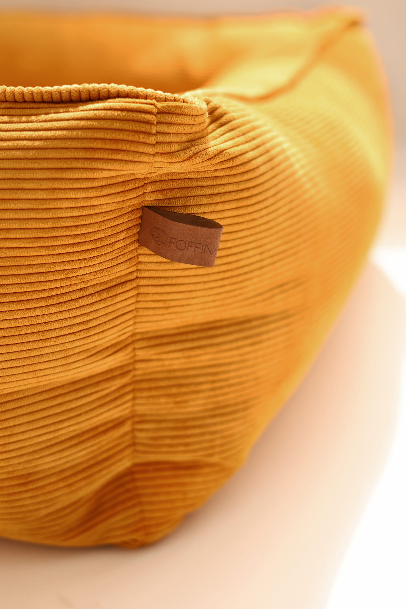 Zipped Couch Dog Bed CORY by FOFFINY