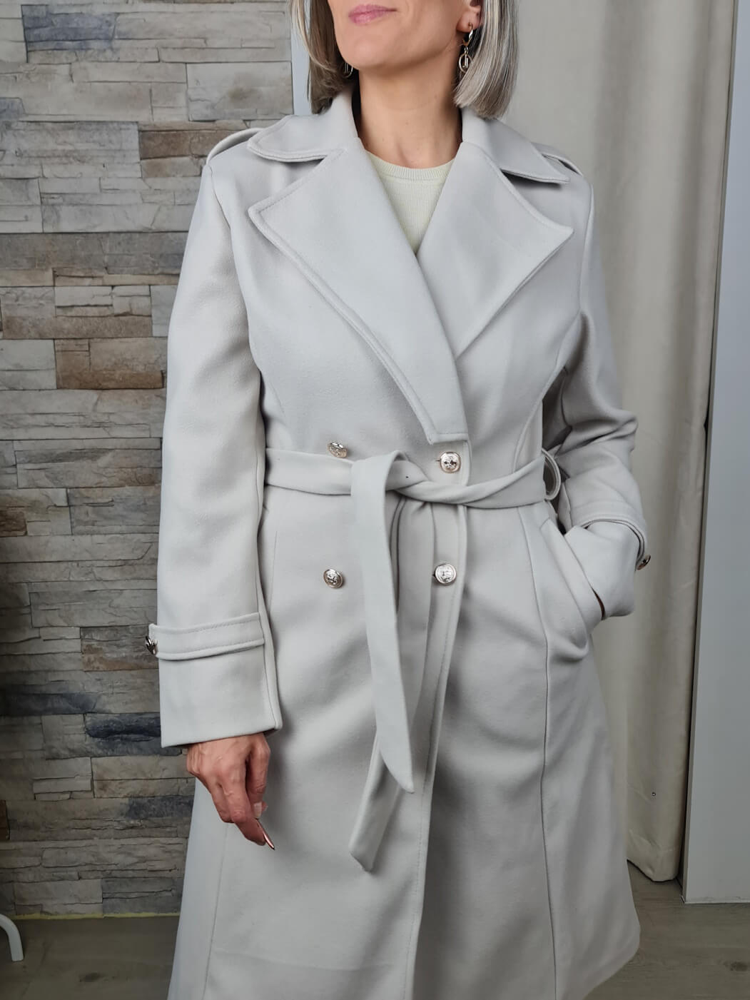 Casaco Comprido com Botões Militar