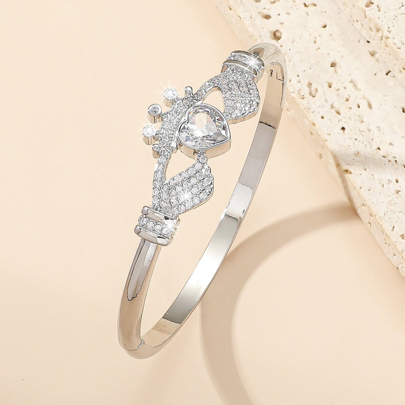 Minimalist bracelet with cubic zirconia.