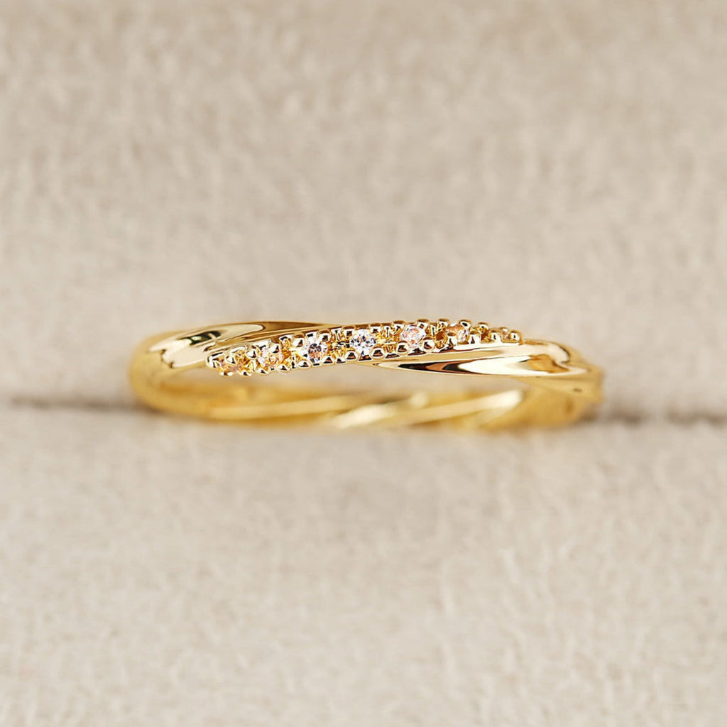 Anel Torcido com Zircónia