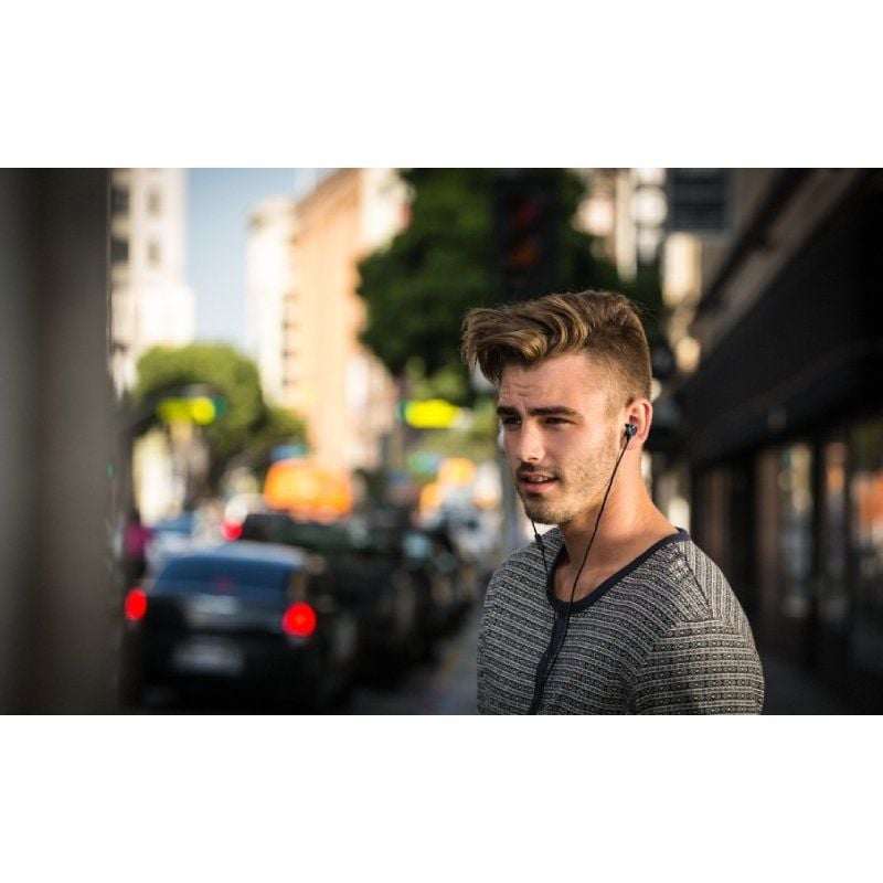 Auscultadores Intra-auriculares JBL Tune 290 / com Microfone / Preto