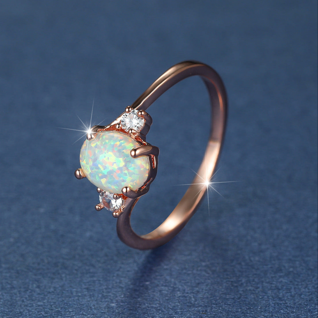 Anel com Cristal Opala