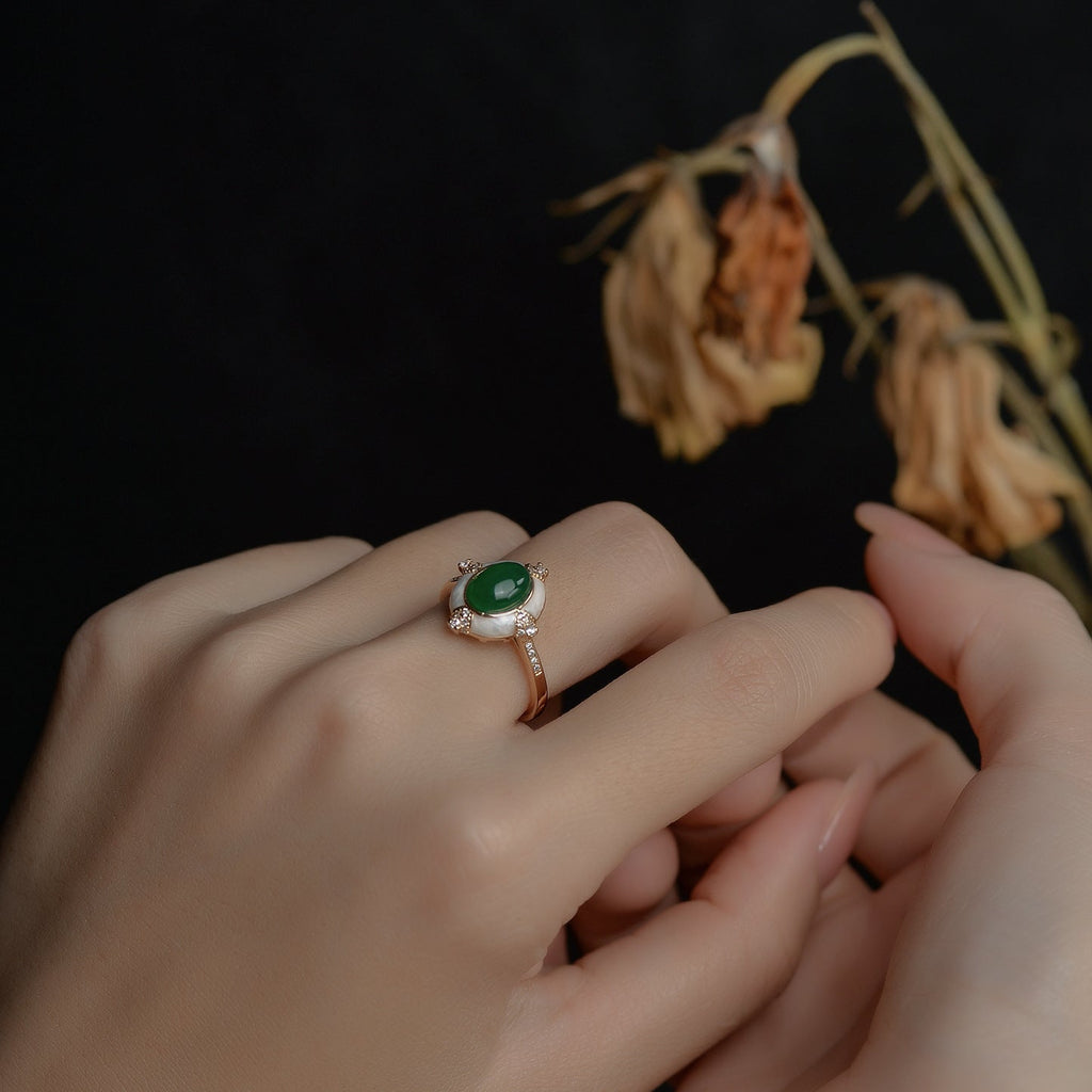 Anillo ovalado retro