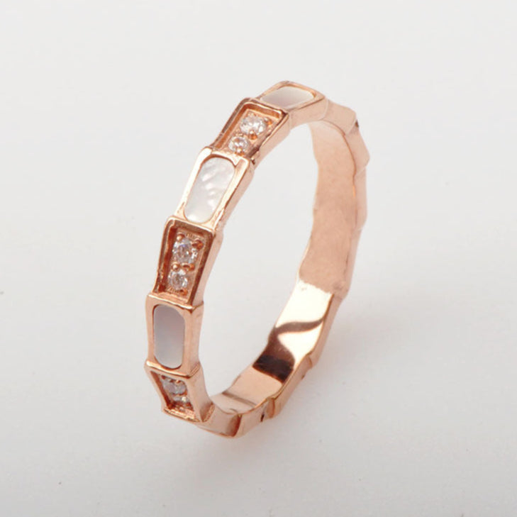 Anel Rosé Éclat com Zircónia