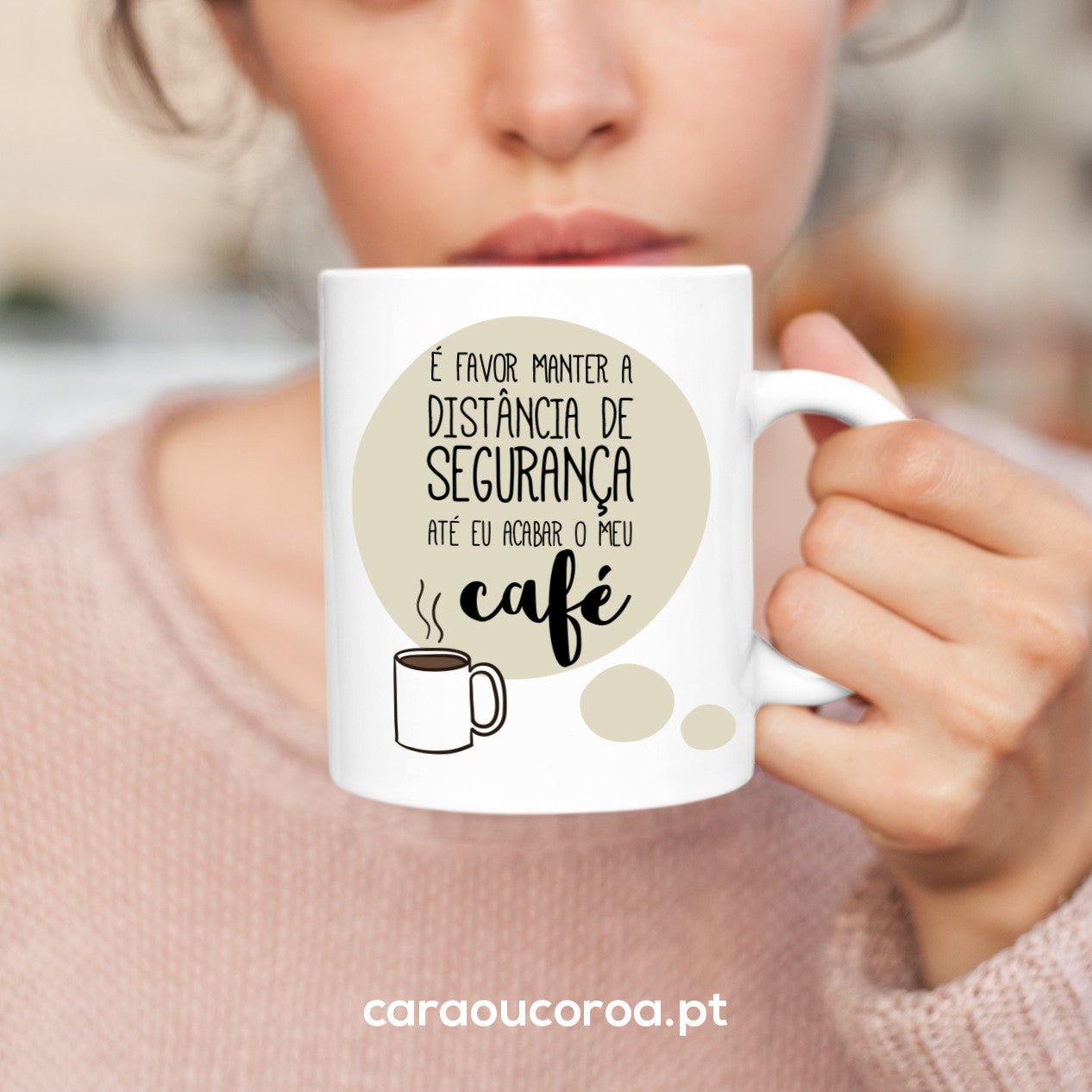 Caneca "Distância de Segurança"