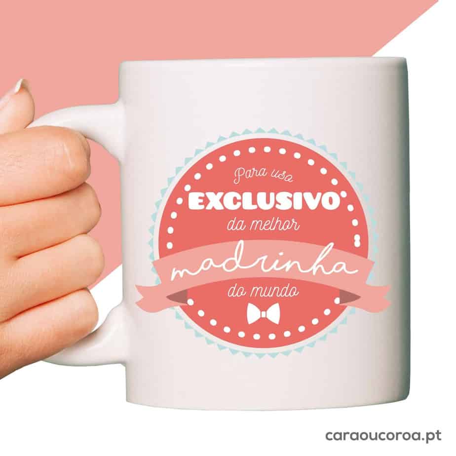 Caneca "Para Uso Exclusivo da Melhor Madrinha do Mundo"