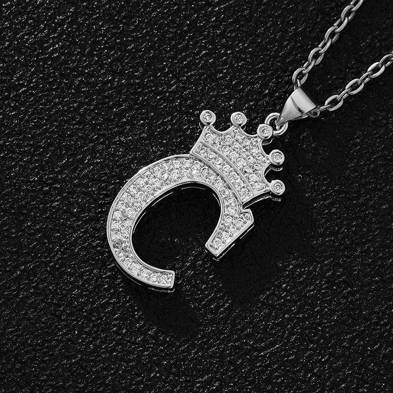 Colar Letra com Zircônia Cúbica