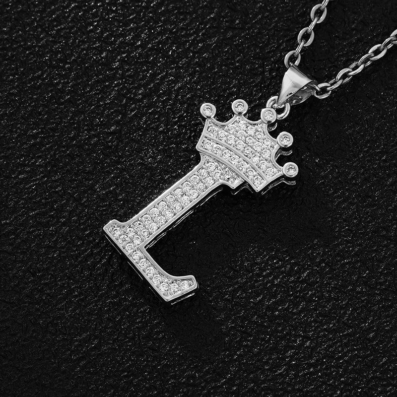 Colar Letra com Zircônia Cúbica