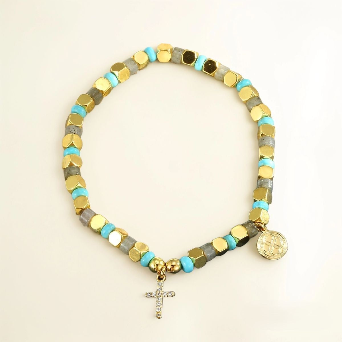 Pulseira Retro com Cruz