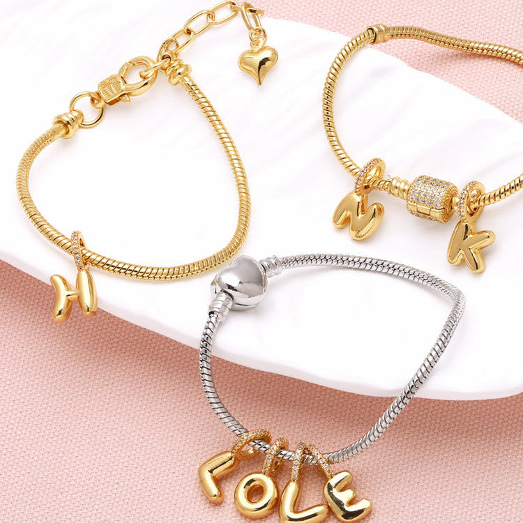 Pulseira com Pendente de 26 Letras