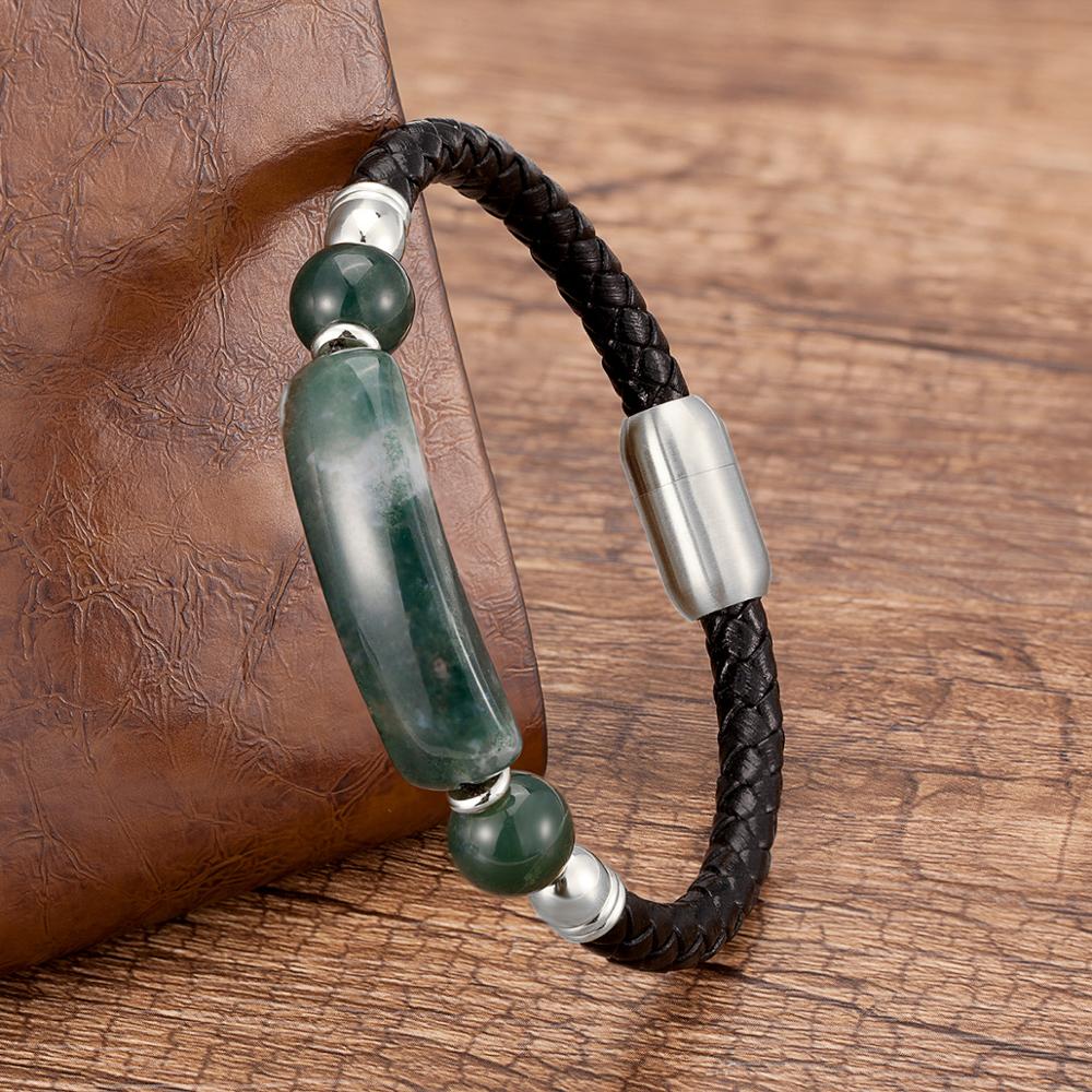 Leather bracelet with natural stone.