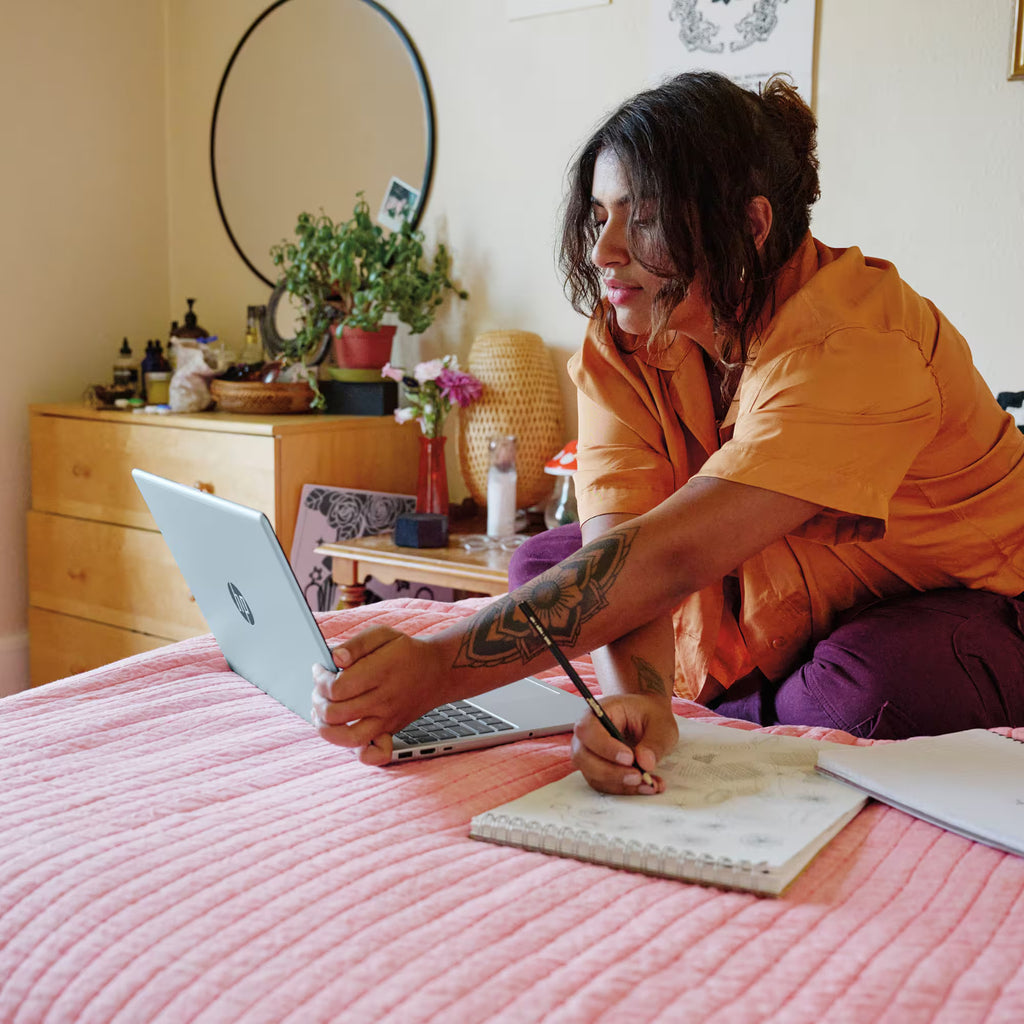 2025 HP Pavilion Laptop 15.6" 8-Core AMD Ryzen 7 32GB RAM & 1TB SSD Office PRO