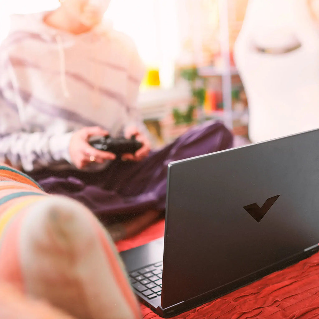 🔥 HP Victus 15.6" Gaming Laptop AMD Ryzen5/8GB/512GB/Radeon RX6550M Gaming 15-fb2063dx 