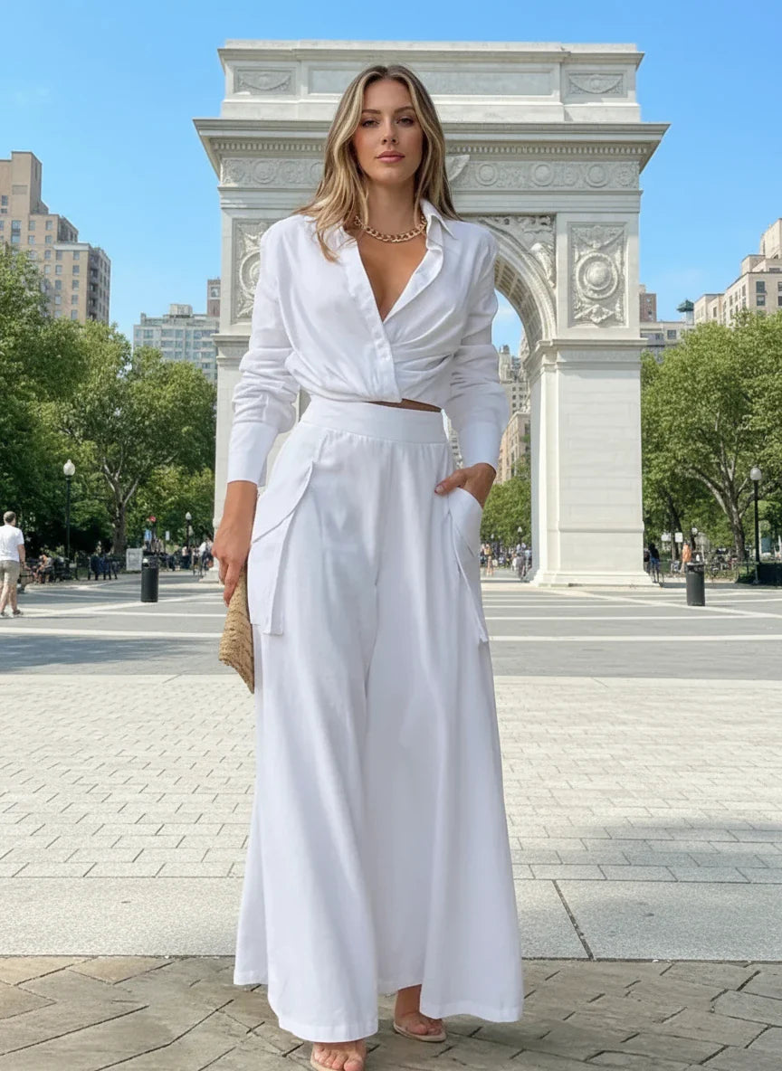 Two-piece set with draped blouse and wide-leg pants – Chic women's loungewear